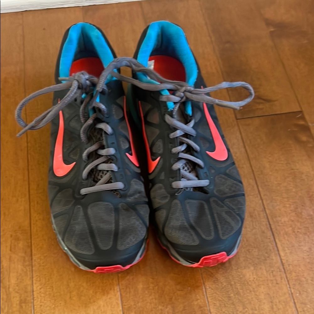 Nike Black and Pink Athletic Shoes